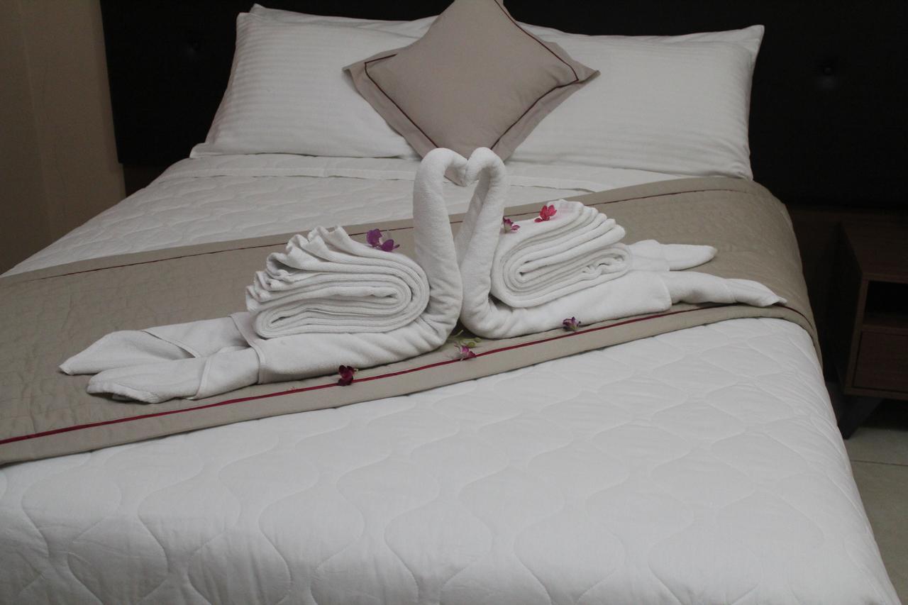 Murex Plaza Hotel & Suites Monrovia Dış mekan fotoğraf