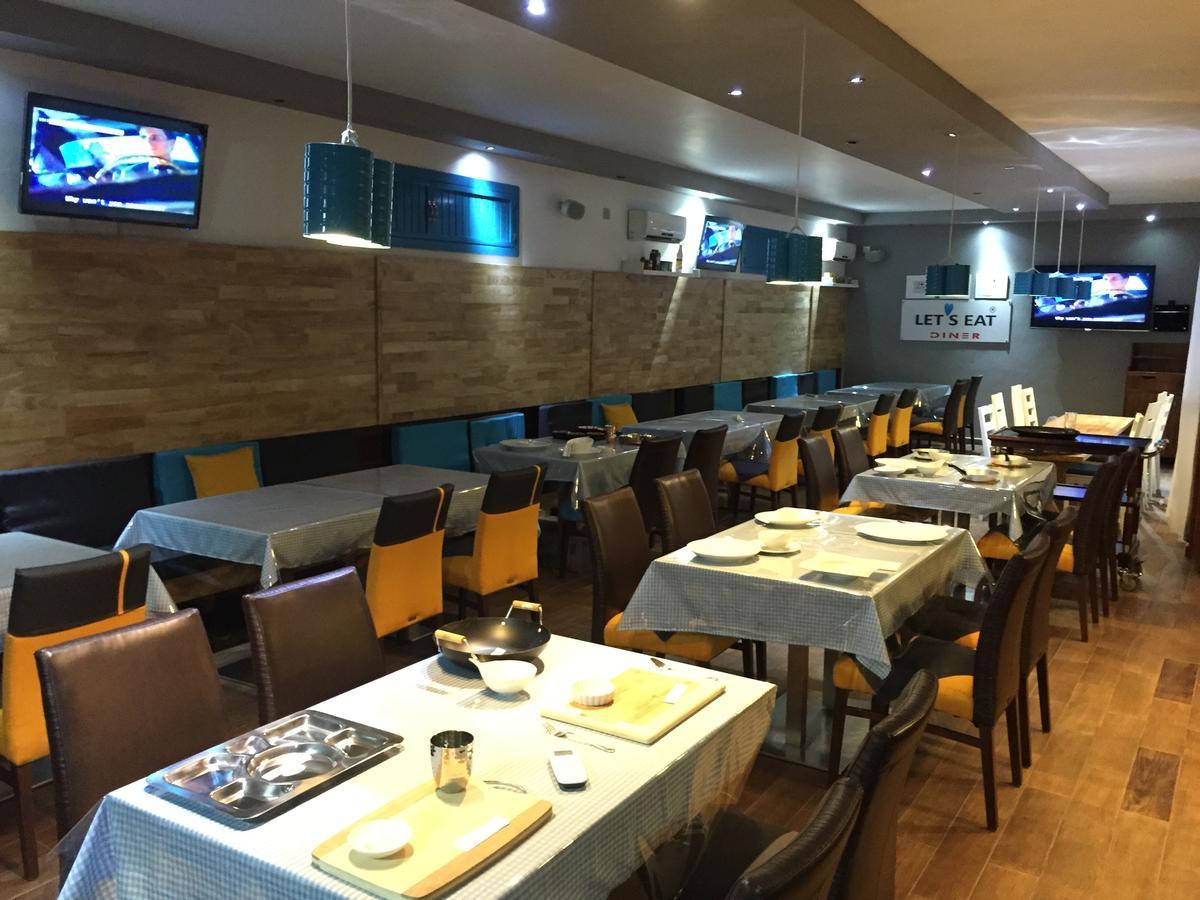 Murex Plaza Hotel & Suites Monrovia Dış mekan fotoğraf