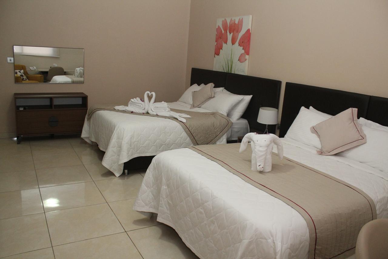 Murex Plaza Hotel & Suites Monrovia Dış mekan fotoğraf