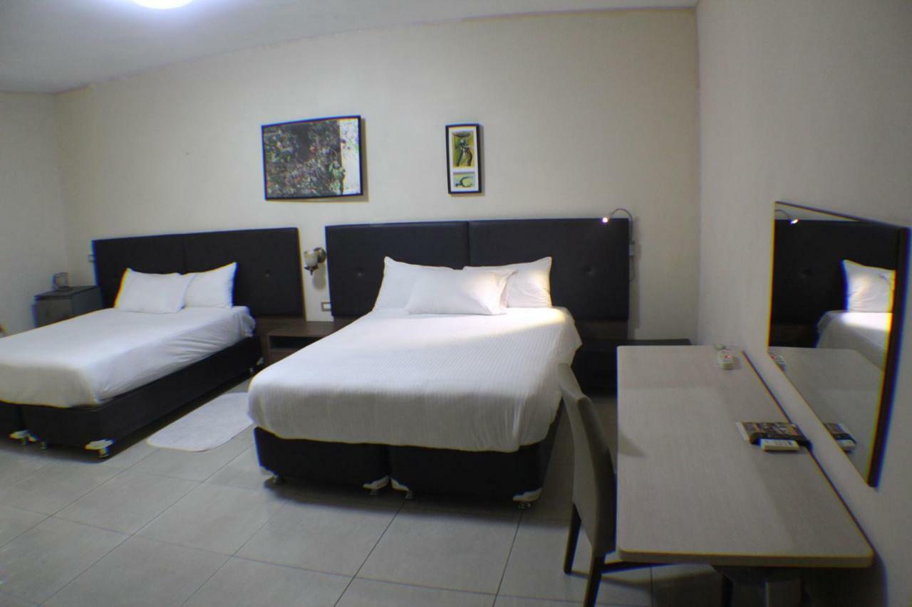 Murex Plaza Hotel & Suites Monrovia Dış mekan fotoğraf